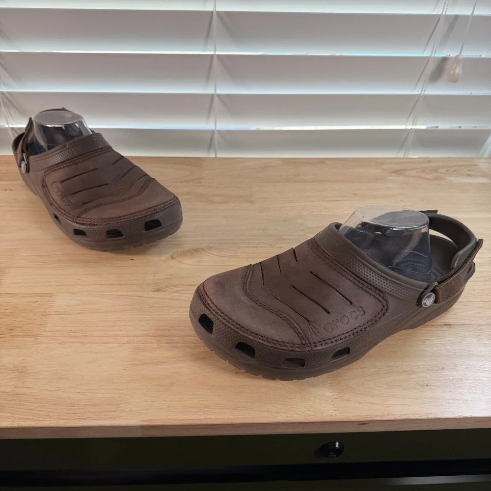 Crocs Clogs Men's Dark Brown Bogota Adjustable Strap Casual Shoes - 11